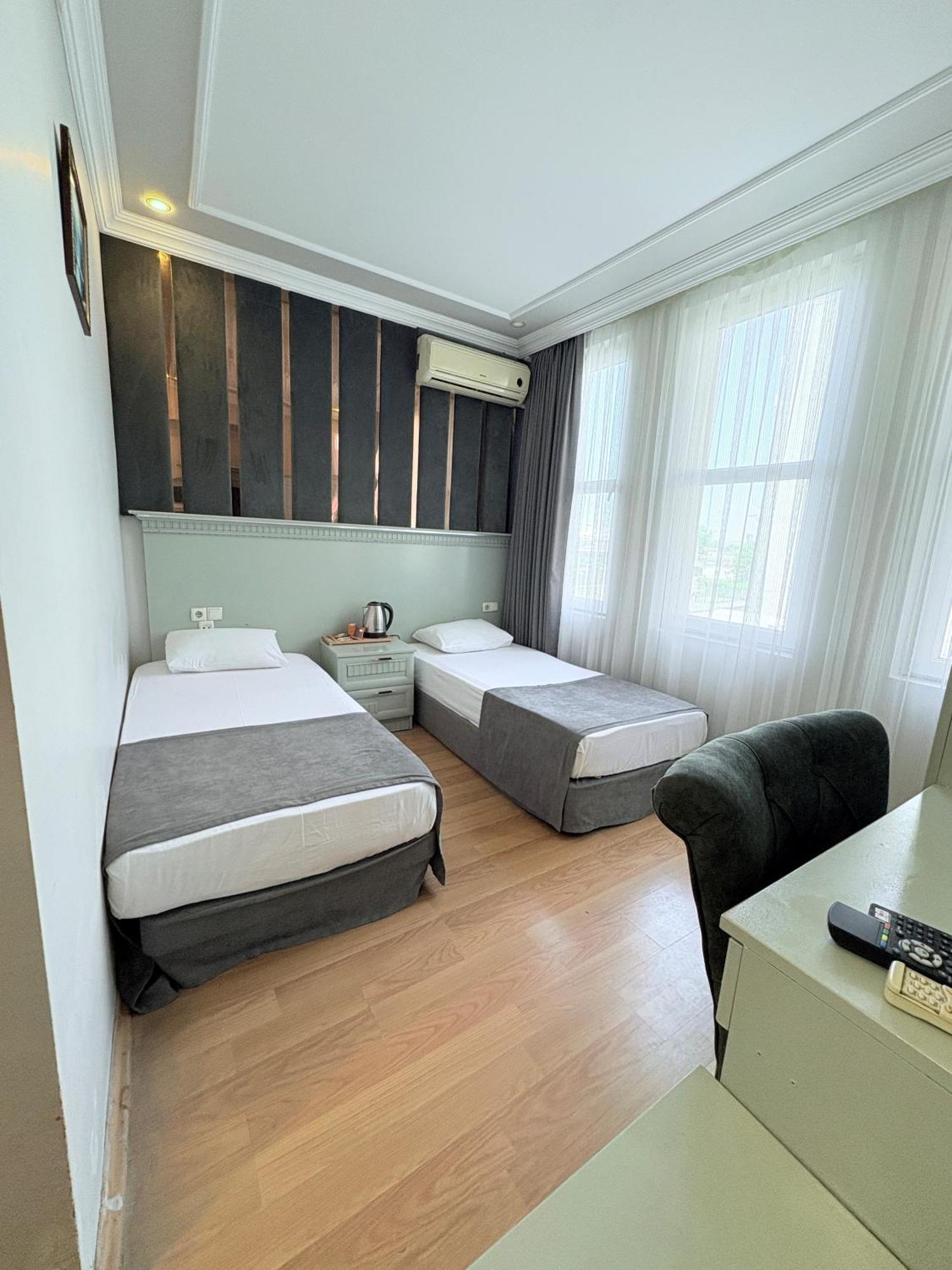Grand Hurriyet Hotel Istanbul Exteriör bild